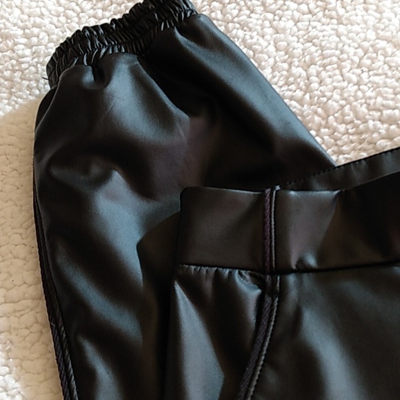 Wit & Wisdom Black Faux Leather Pants Elastic Waist / Pockets Extra Small - Picture 9 of 16